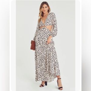 ✅Last Chance✅ NWOT Vici Leopard Cut-Out Maxi Dress - Sz M